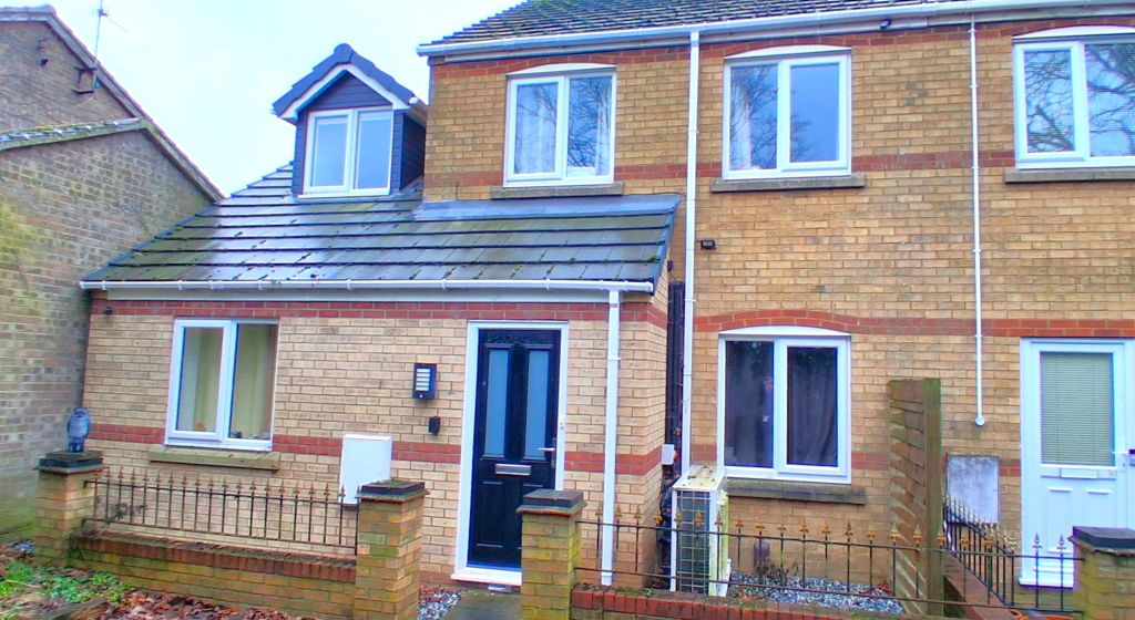 Property photo 1 of 4