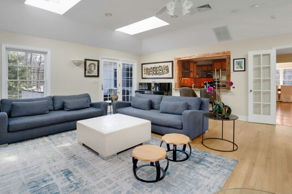 Property photo 2 of 18 <Alttext/>