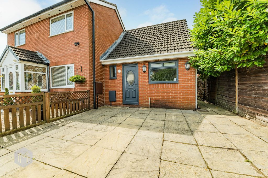 Property photo 1 of 22