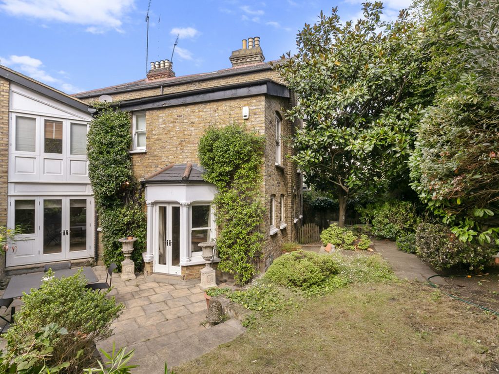 Property photo 1 of 15