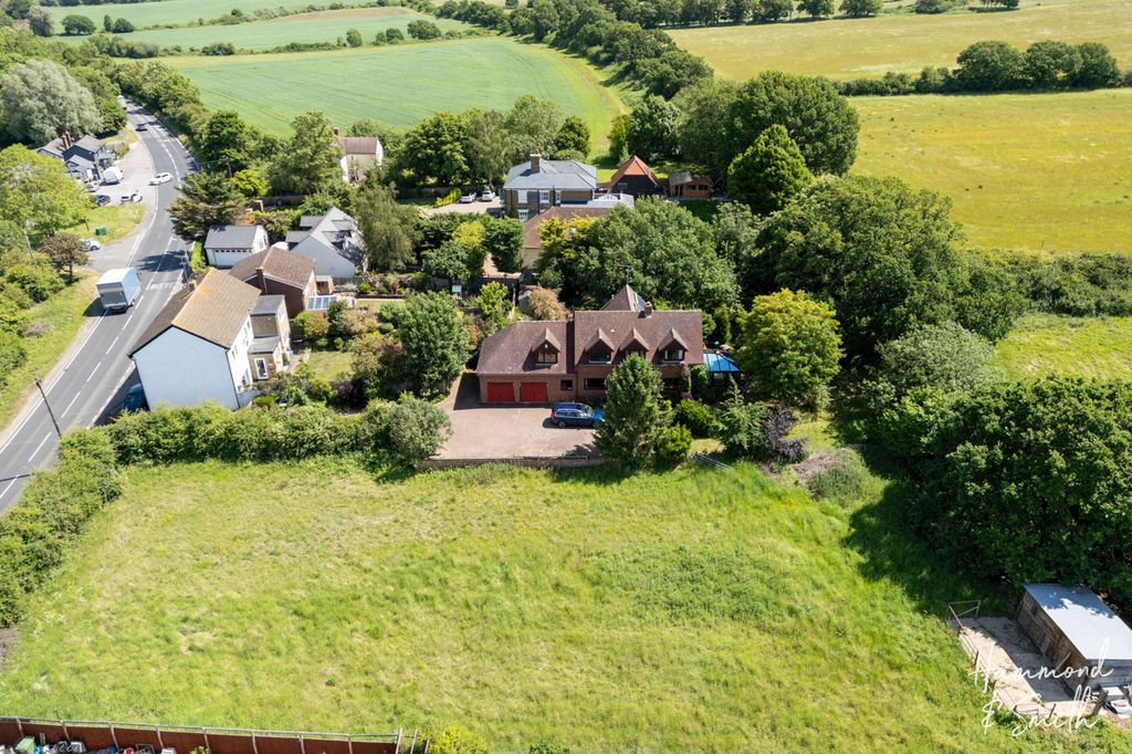 Property photo 1 of 37
