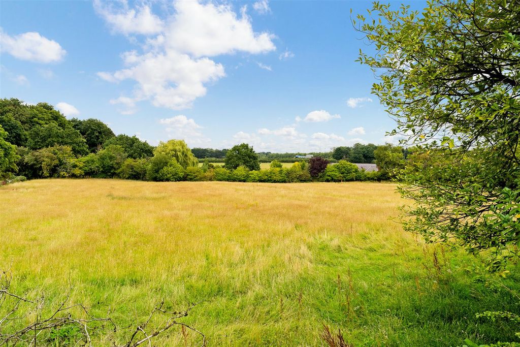 Property photo 3 of 44 Views Over The Fields