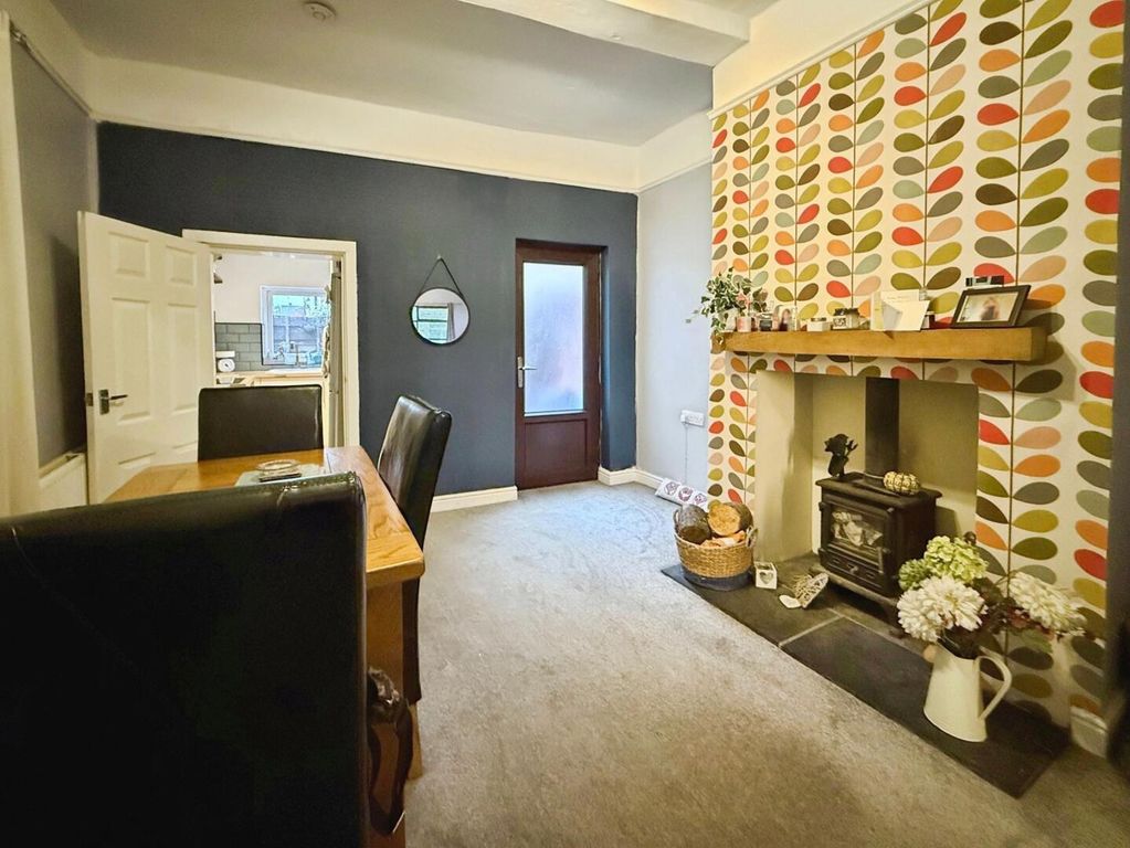 Property photo 3 of 17 Dining Room