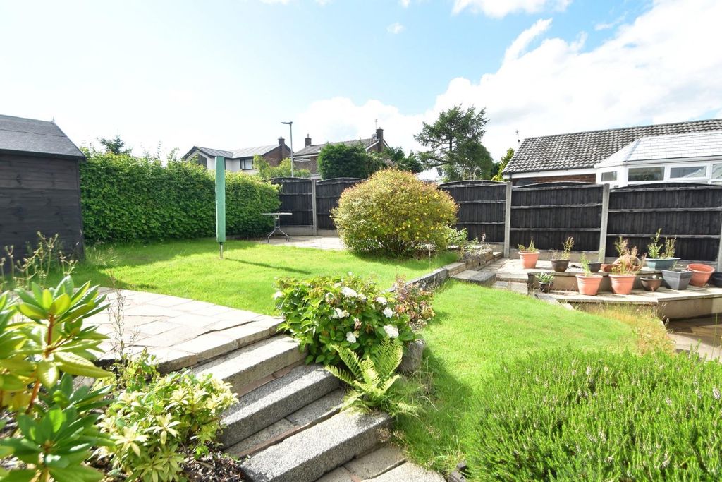 Property photo 3 of 16