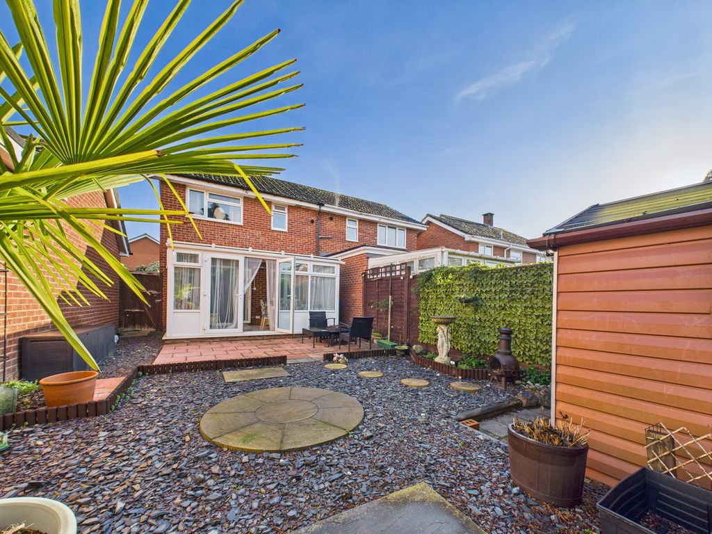 Property photo 2 of 11