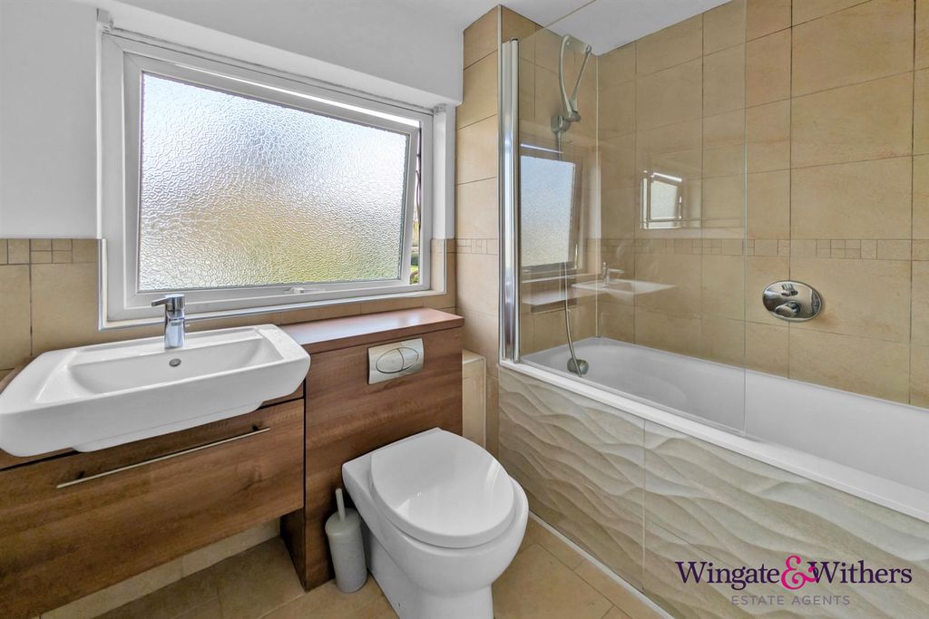 Property photo 3 of 17 14.Jpg