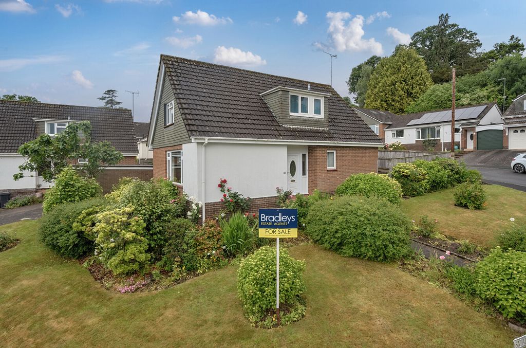 Property photo 1 of 23 1 - 1304488-1-6841Bf3...