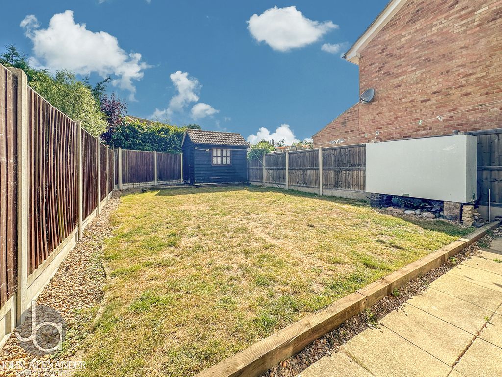 Property photo 3 of 17