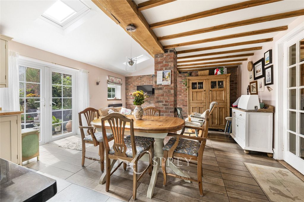 Property photo 3 of 18 Kitchen/Diner