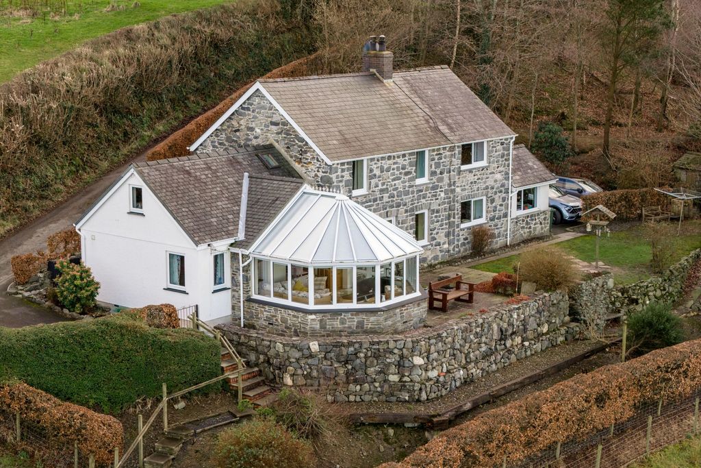 Property photo 1 of 36 1