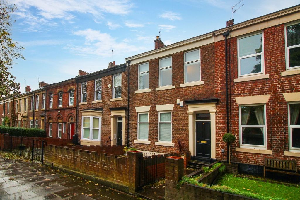 Property photo 1 of 15 1