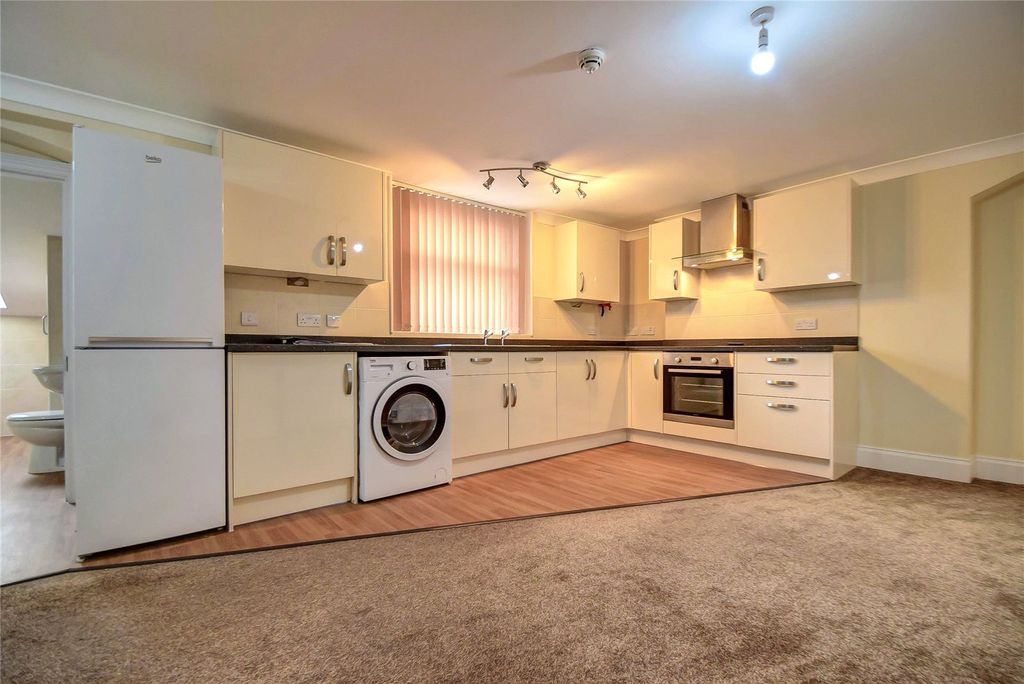 Property photo 2 of 6 Picture No. 06