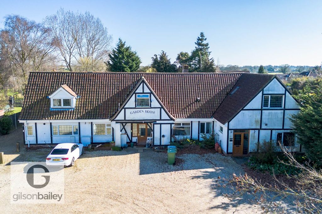 Property photo 1 of 39