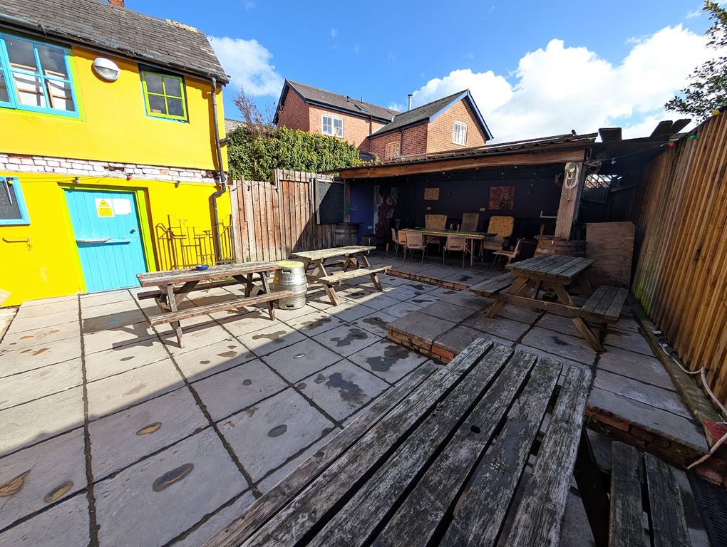 Property photo 3 of 7