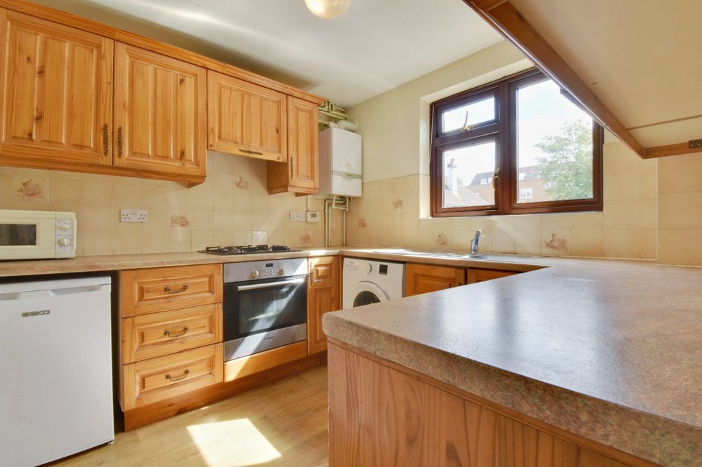 Property photo 2 of 10 Picture No. 07
