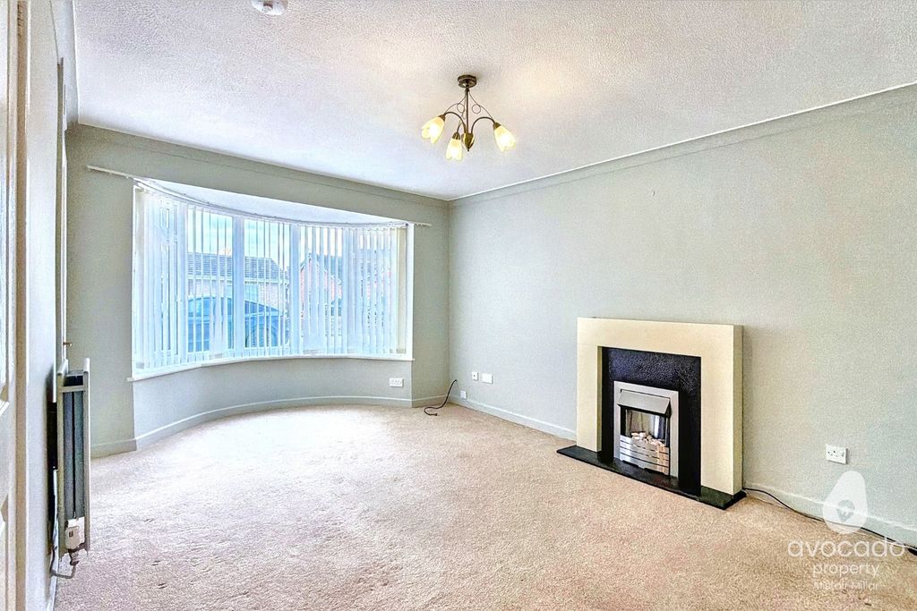 Property photo 2 of 9 4651466