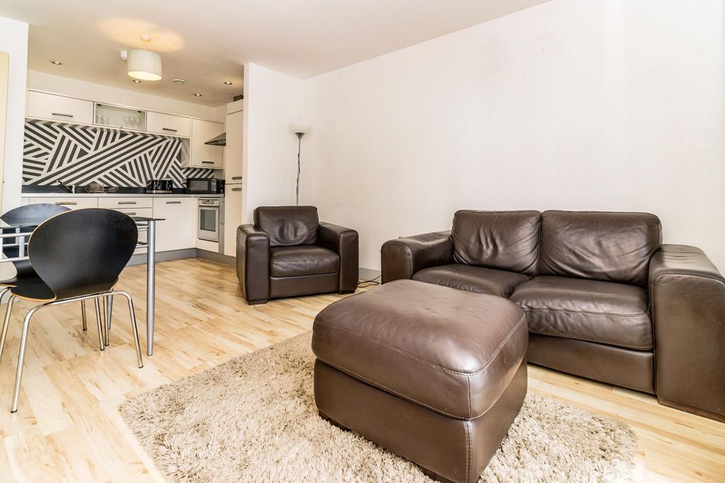 Property photo 2 of 12 Photo