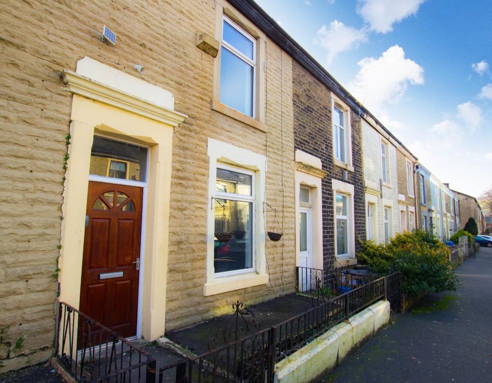 Property photo 3 of 7