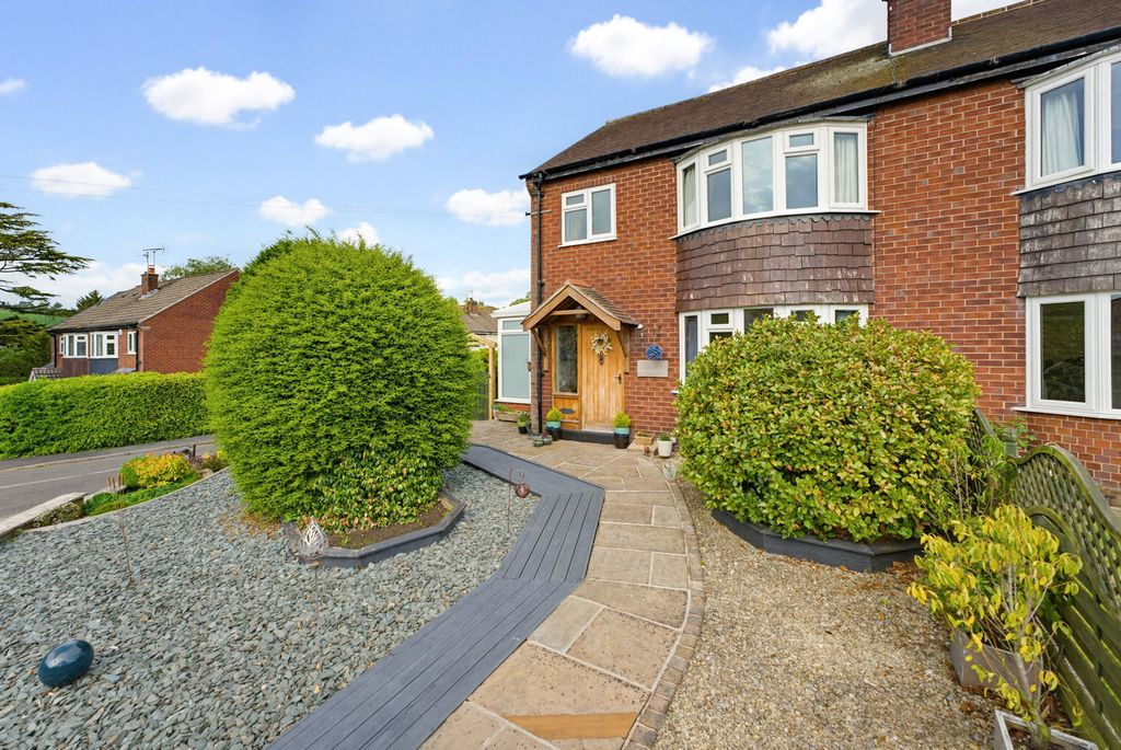 Property photo 1 of 27