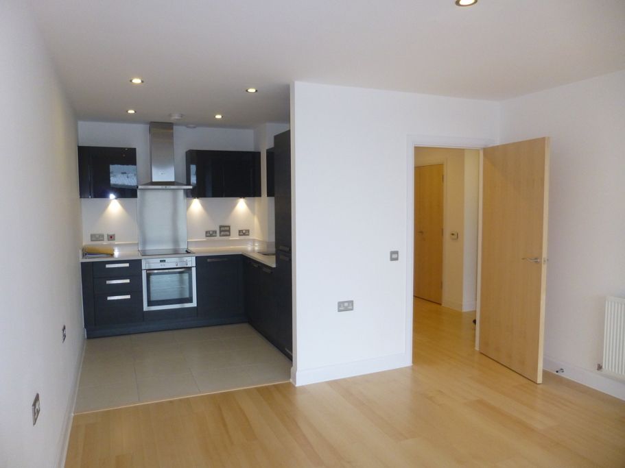Property photo 2 of 13 Jpg