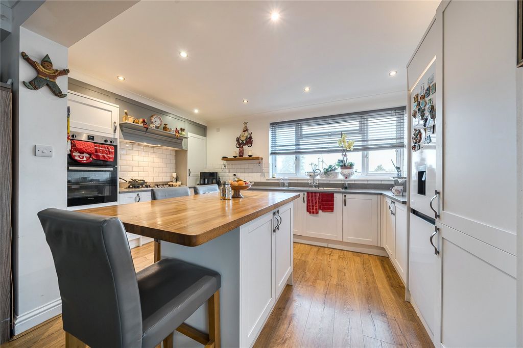 Property photo 3 of 18 Picture No. 19