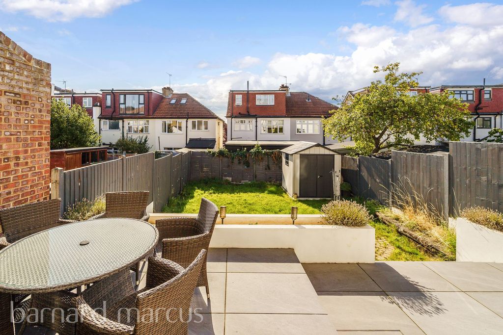 Property photo 3 of 8 Image