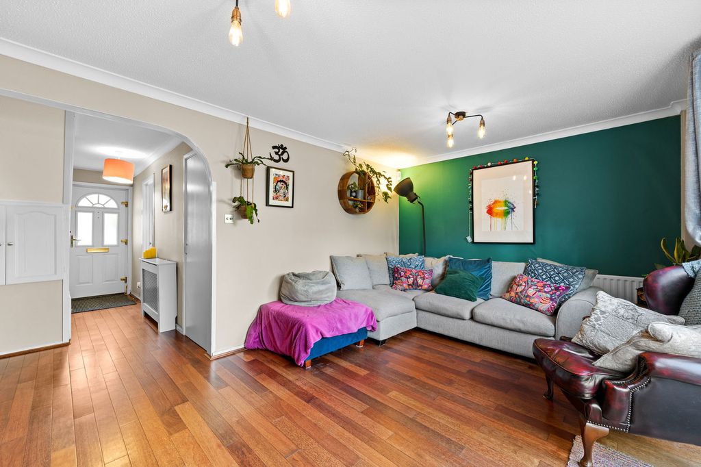 Property photo 3 of 16