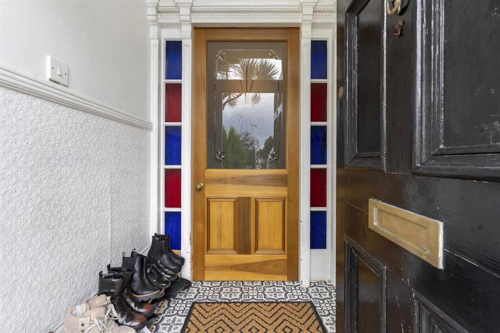 Property photo 2 of 32 Dsc02325.Jpg