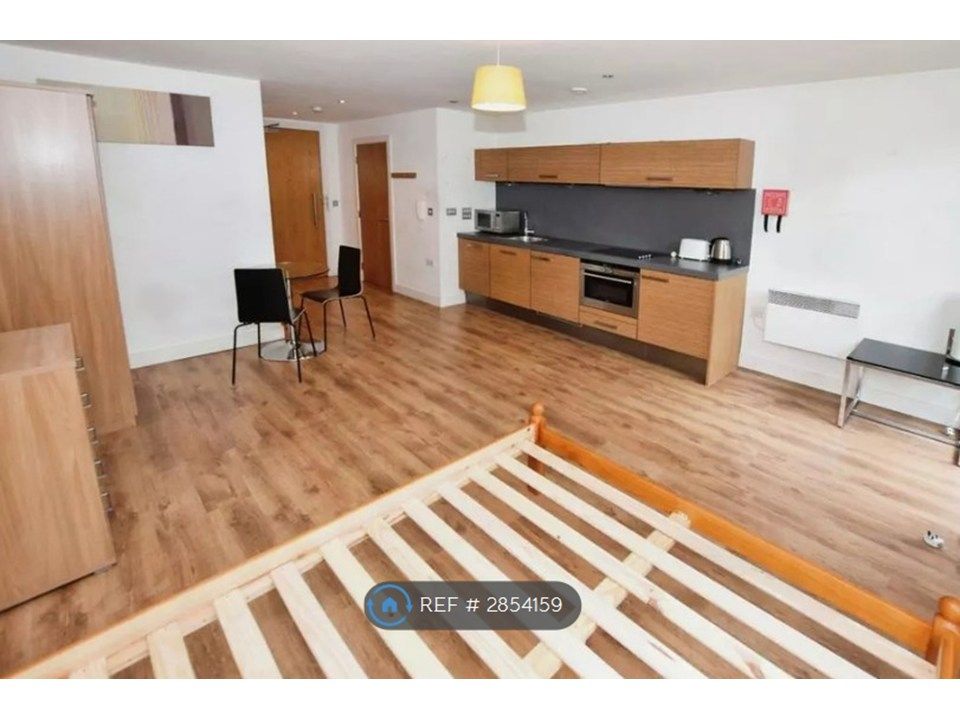 Property photo 1 of 3