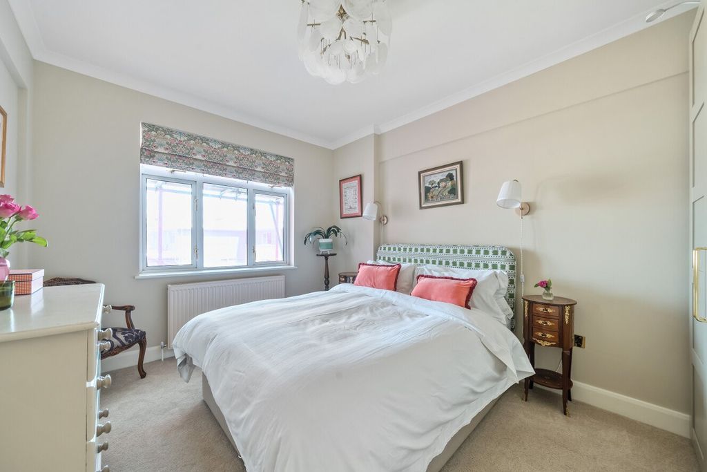 Property photo 3 of 10 Picture No. 07
