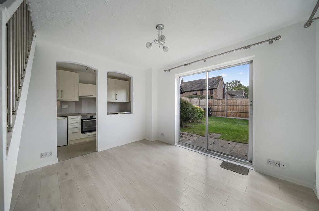 Property photo 3 of 23 1374115-8-6903B39...