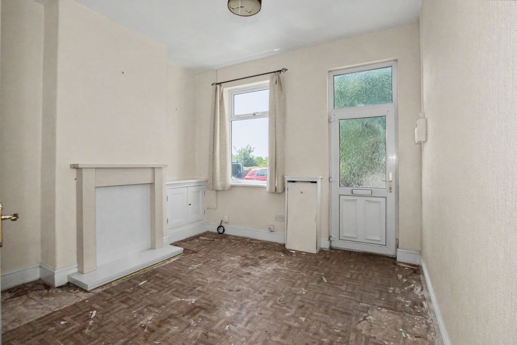 Property photo 2 of 10 Image 2