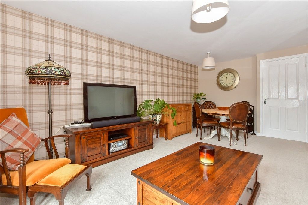 Property photo 2 of 11 Lounge/Diner