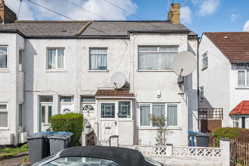 Property photo 1 of 12