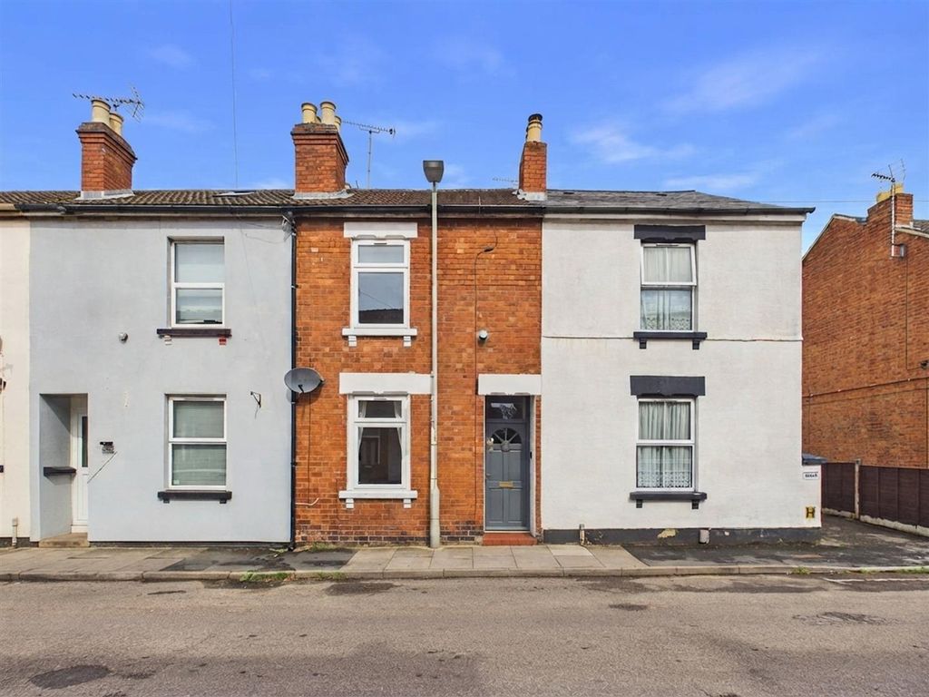Property photo 1 of 12