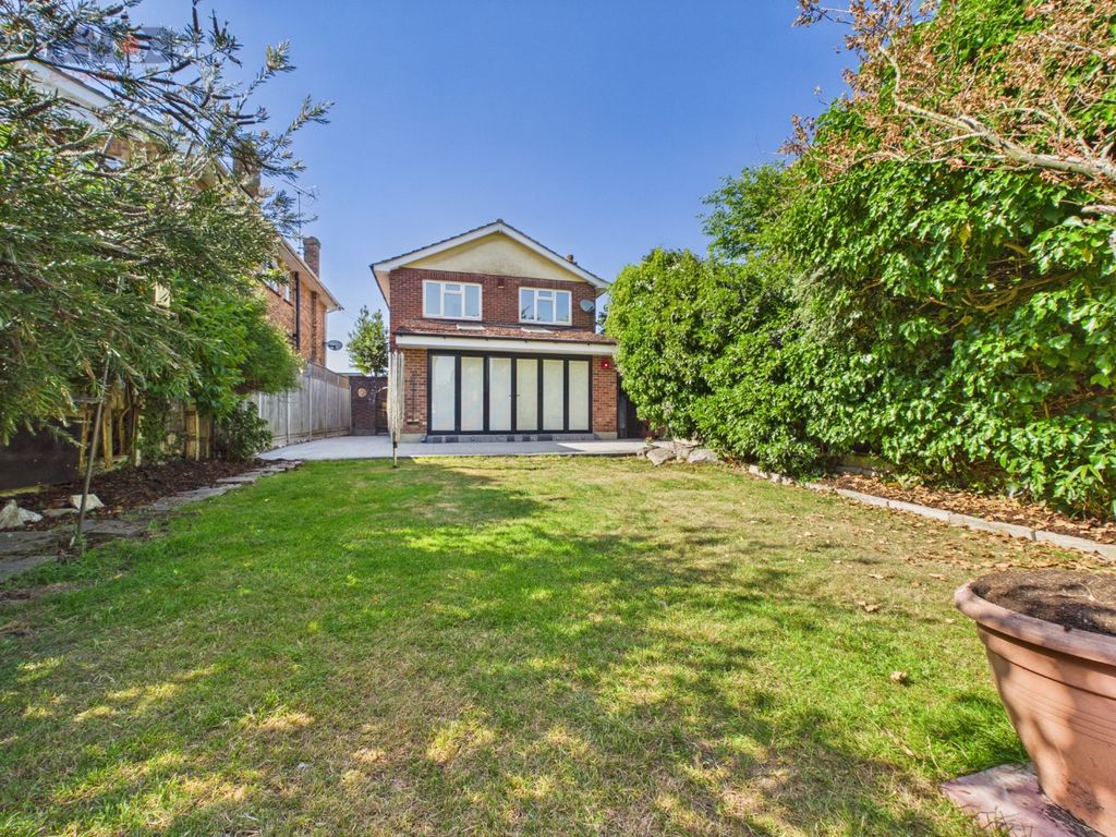Property photo 2 of 27 5185032