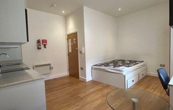 Property photo 2 of 5 Bb1B8E03E22144E348c4d03c48143154.Jpeg