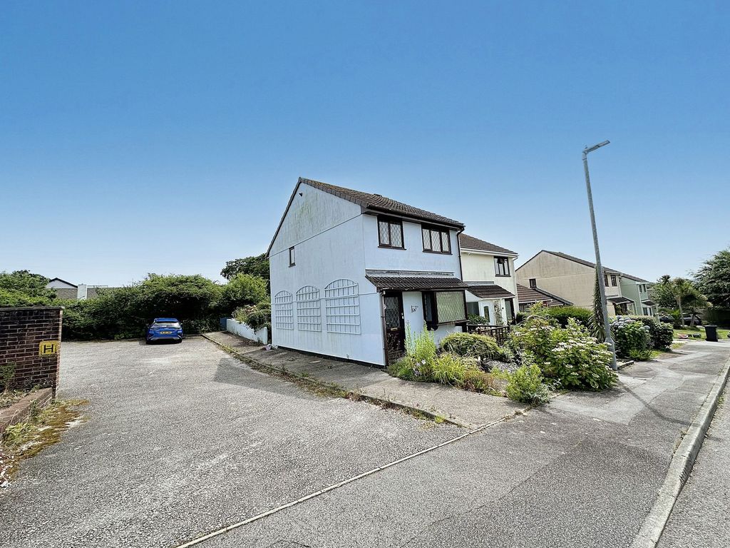 Property photo 2 of 14