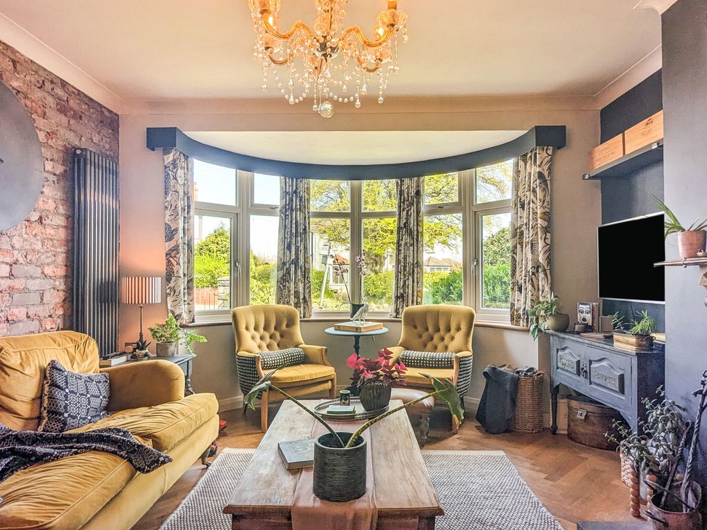 Property photo 3 of 25