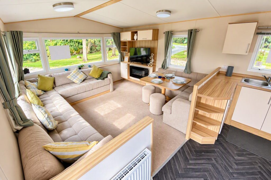 Property photo 2 of 8 Abi Hudson 2017 Car0059970 150996356.Jpeg