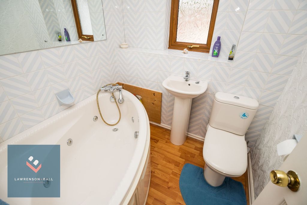 Additional image 19 of 4 bed detached house for saleAudlem Close, Sutton Weaver WA7