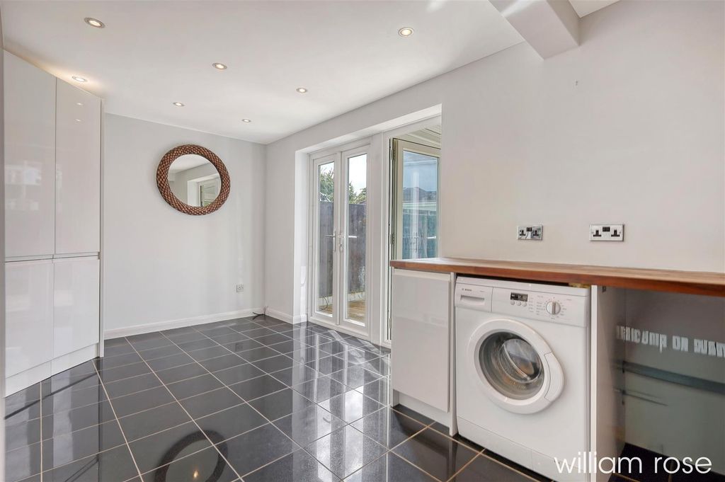 Property photo 3 of 13 Img_1285_8 Copy 2.Jpg