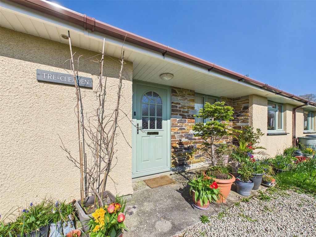 Property photo 2 of 22 Picture No. 28