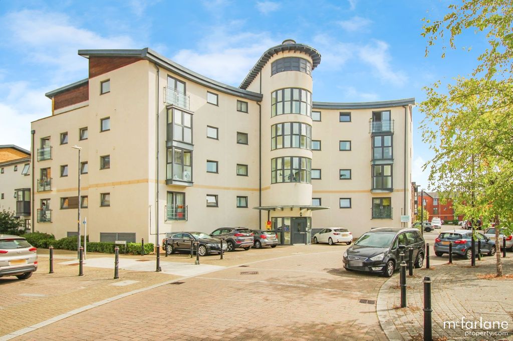 Property photo 1 of 12