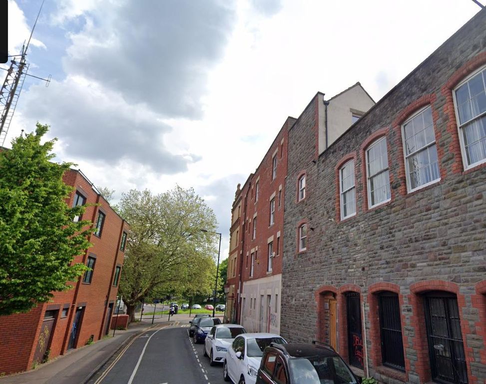 Property photo 1 of 7 Braggs Lane.Png