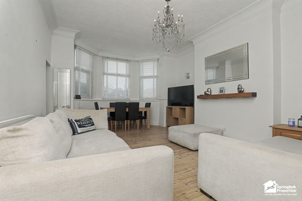 Property photo 2 of 12 Image 2