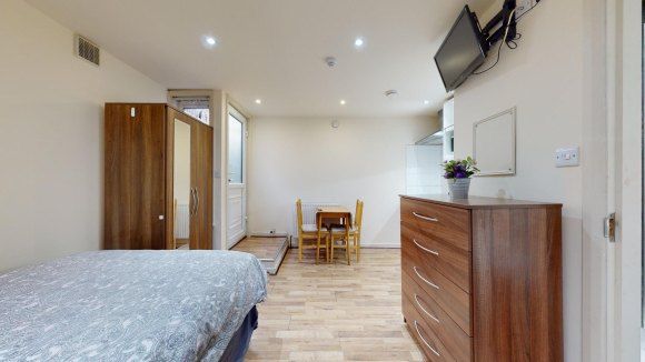 Property photo 2 of 8 640863d2ba811Cfe918d23Bc_600B0c07c9B2E9Ea5F56c774