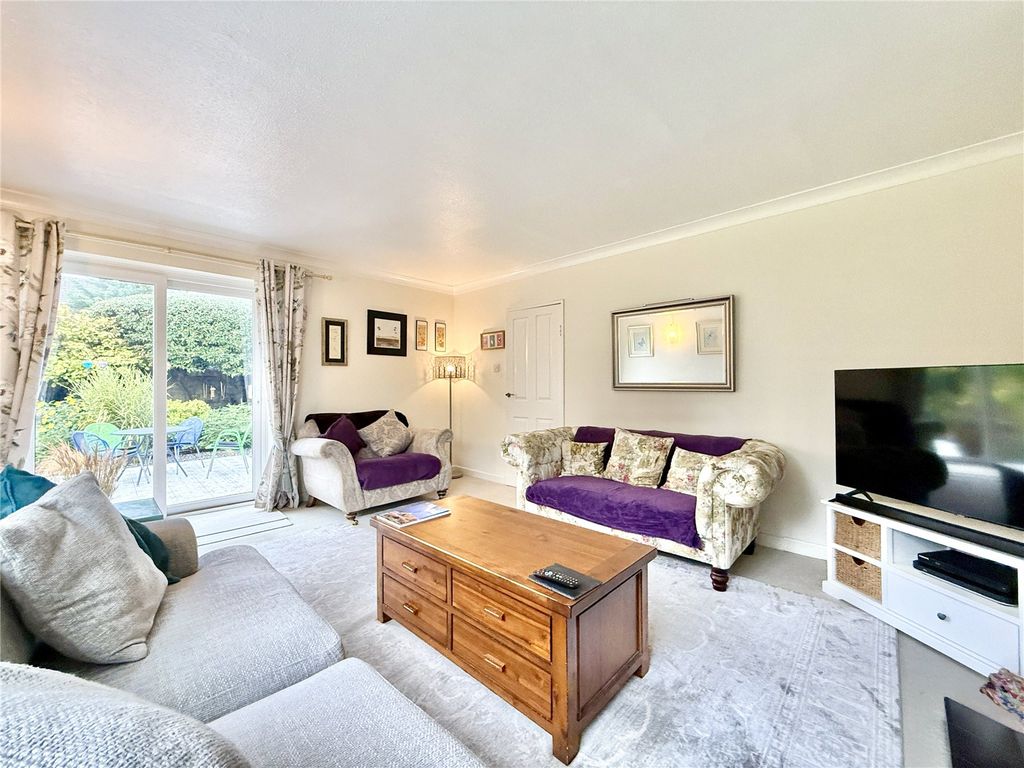 Property photo 3 of 20 Picture No. 23