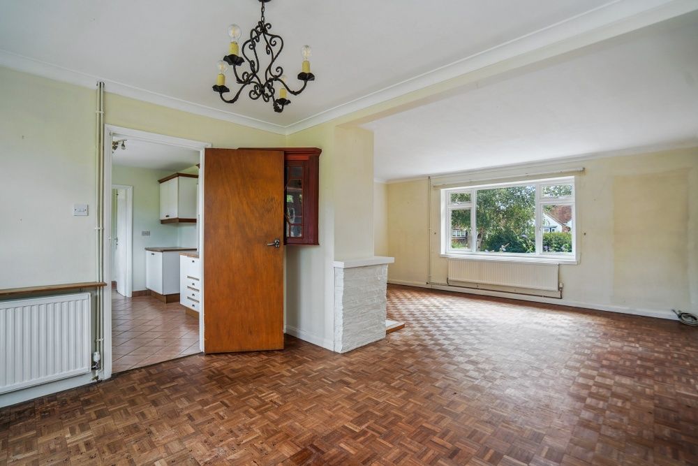 Property photo 3 of 11