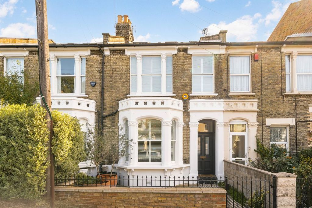 Property photo 1 of 14